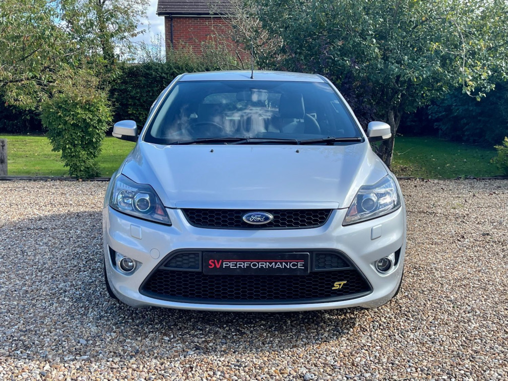 View FORD FOCUS 2.5 ST-2 225 BHP - Facelift - Cambelt and Waterpump Replaced - Recent Service and MOT
