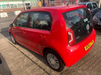 VOLKSWAGEN UP