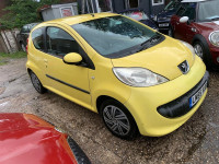 PEUGEOT 107