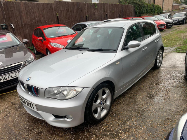 BMW 1 SERIES