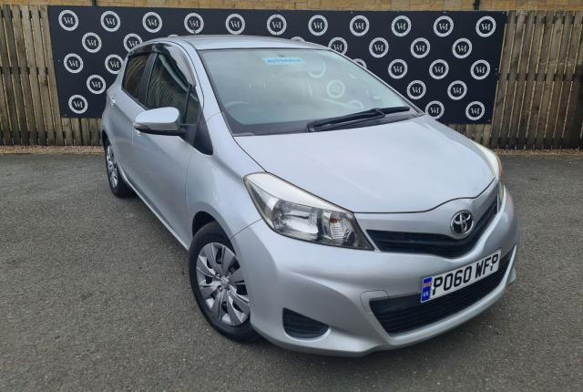 TOYOTA YARIS 1.3 Dual VVT-i SR
