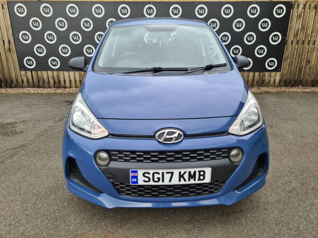 HYUNDAI I10