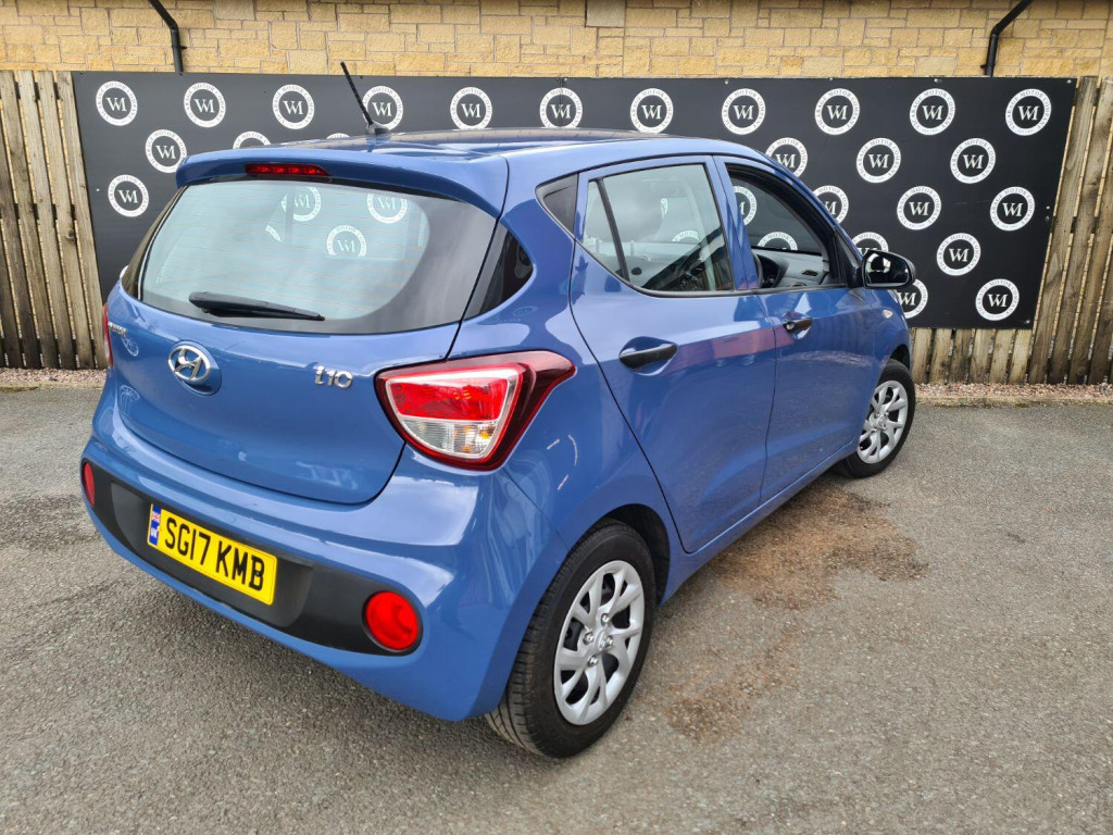 HYUNDAI I10