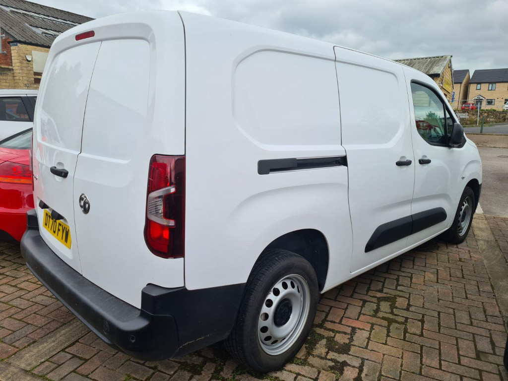 VAUXHALL COMBO