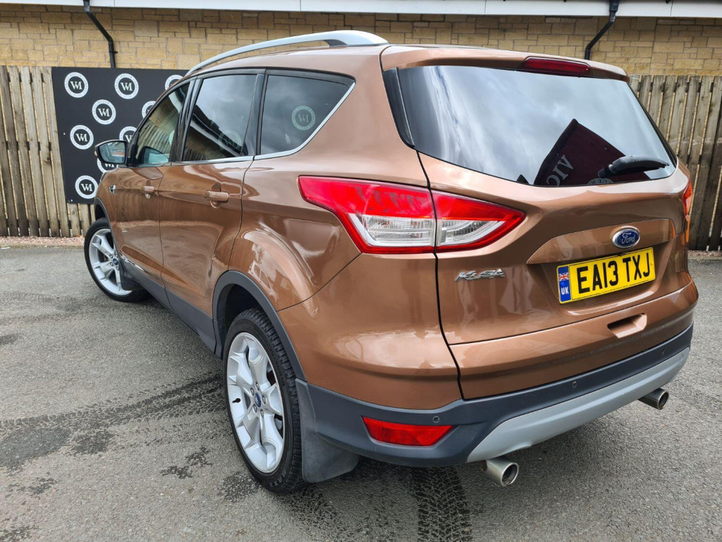 FORD KUGA