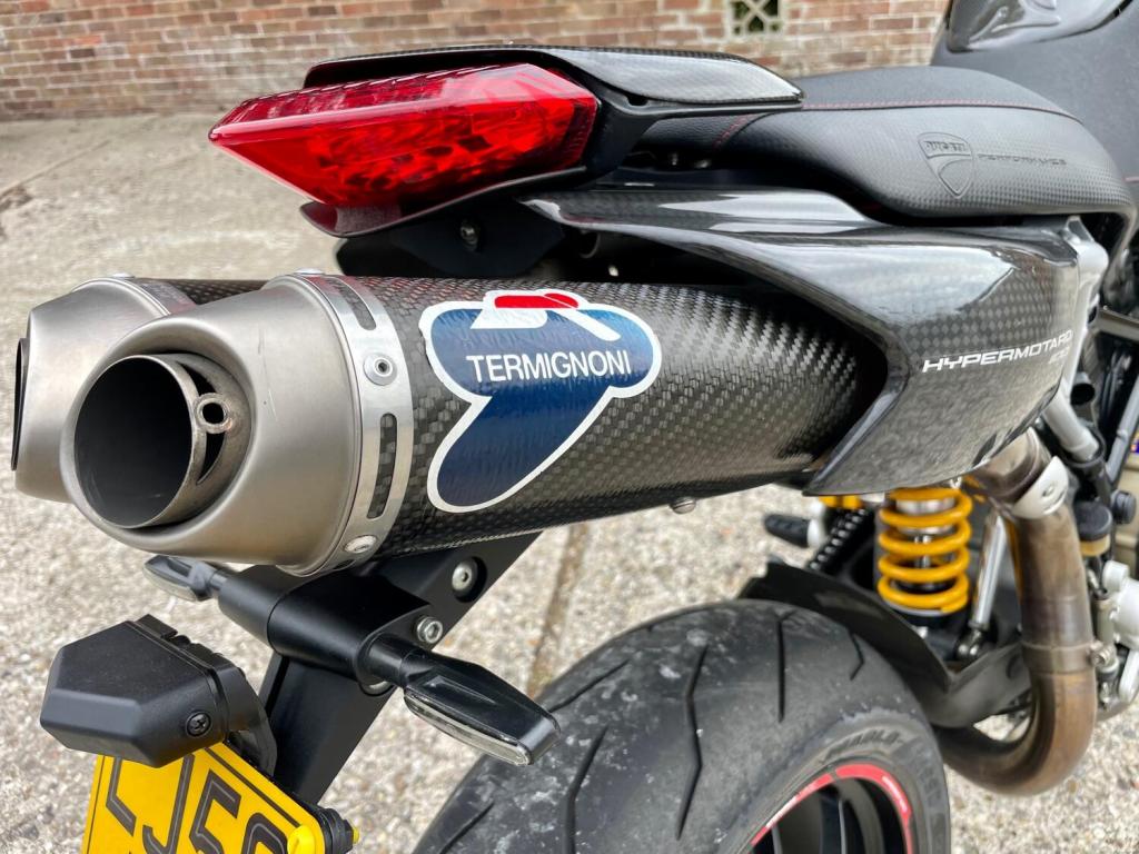 DUCATI Hypermotard