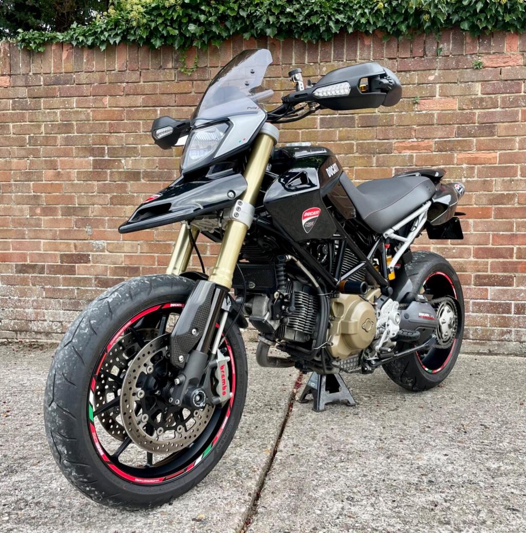 DUCATI Hypermotard