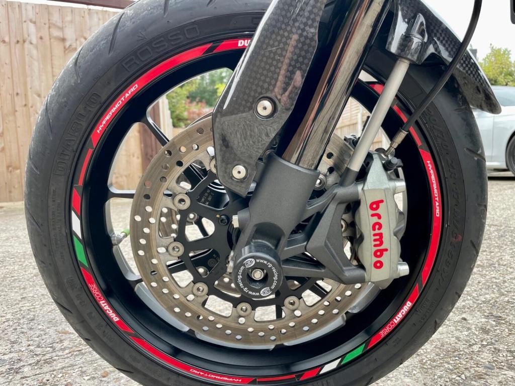 DUCATI Hypermotard