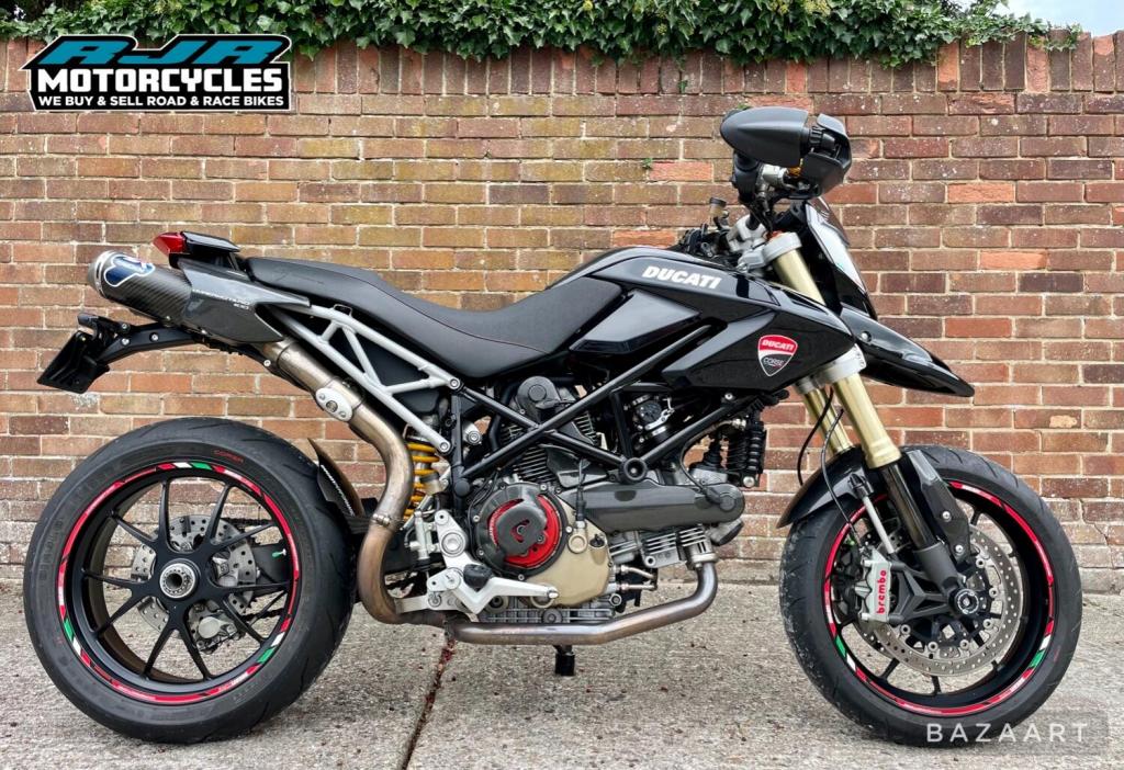 View DUCATI Hypermotard -