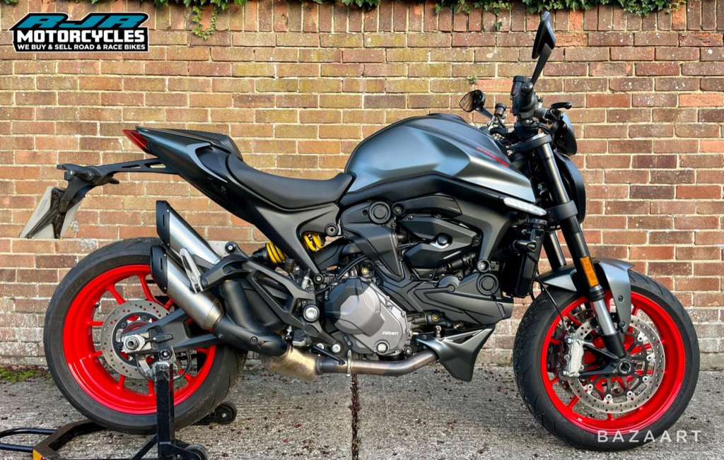 View DUCATI Monster MONSTER 937 PLUS
