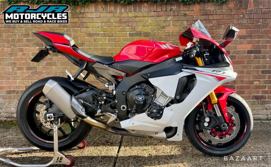 View YAMAHA R1 YZF R1