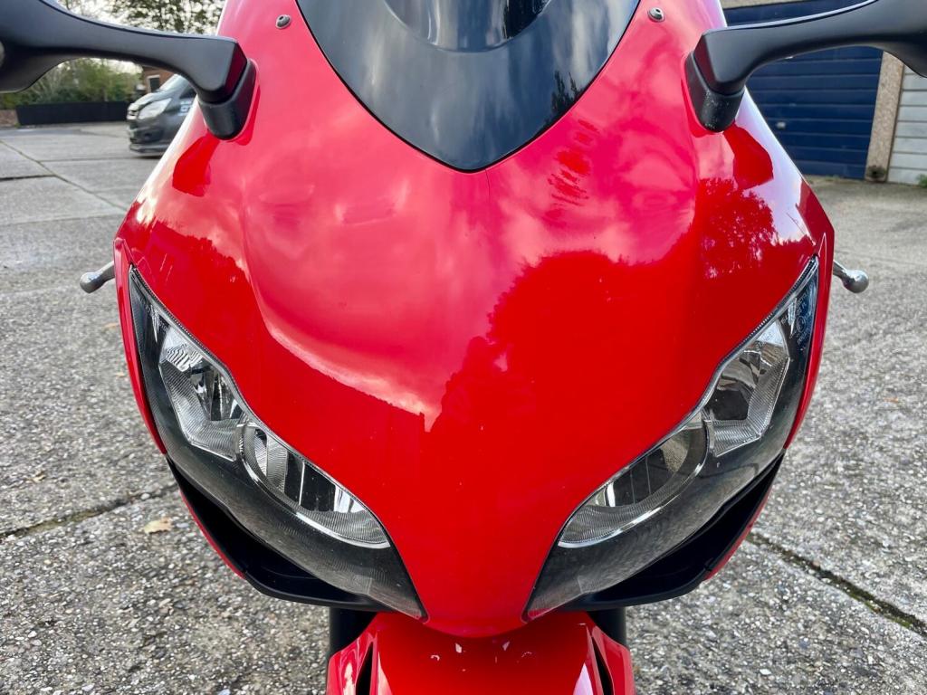 HONDA CBR1000RR Fireblade