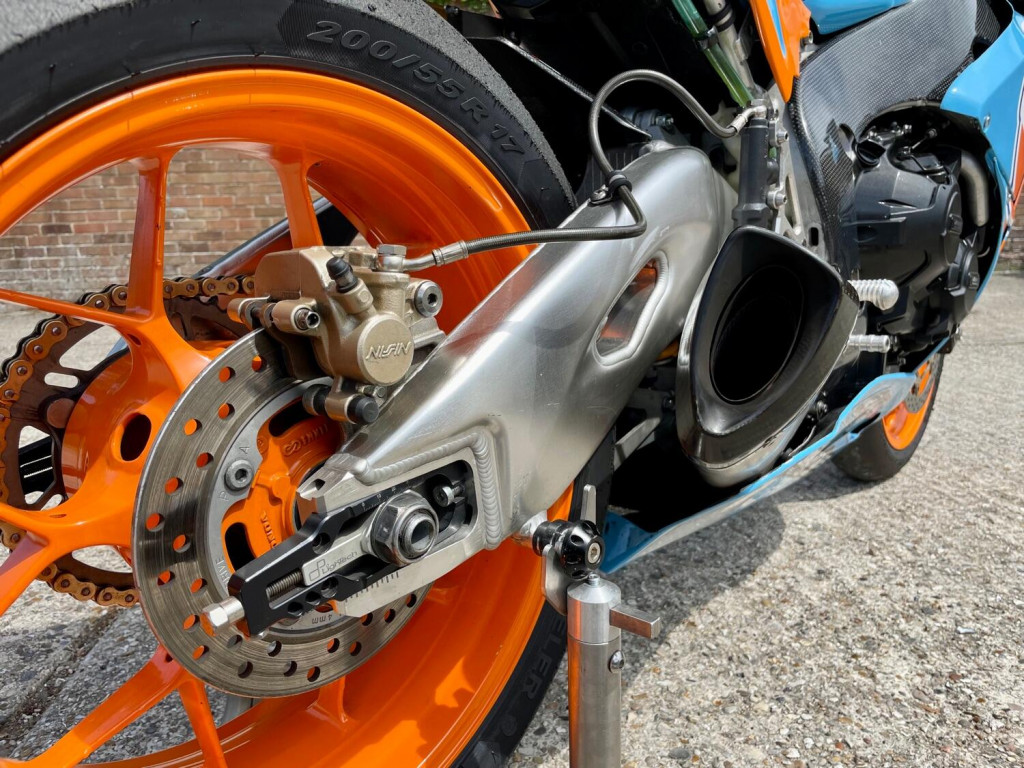 HONDA CBR1000RR Fireblade