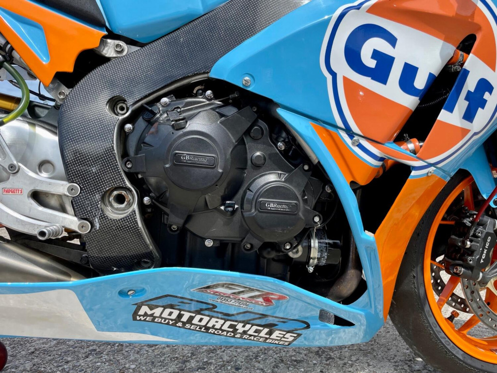 HONDA CBR1000RR Fireblade