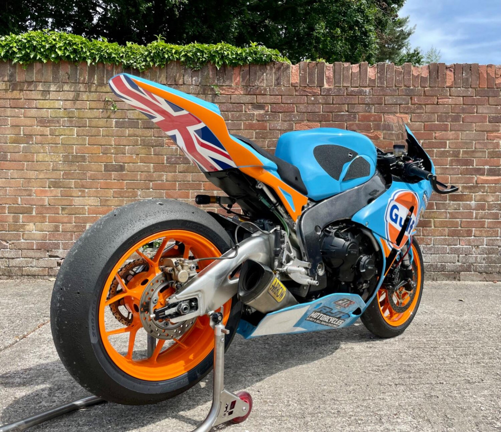 HONDA CBR1000RR Fireblade