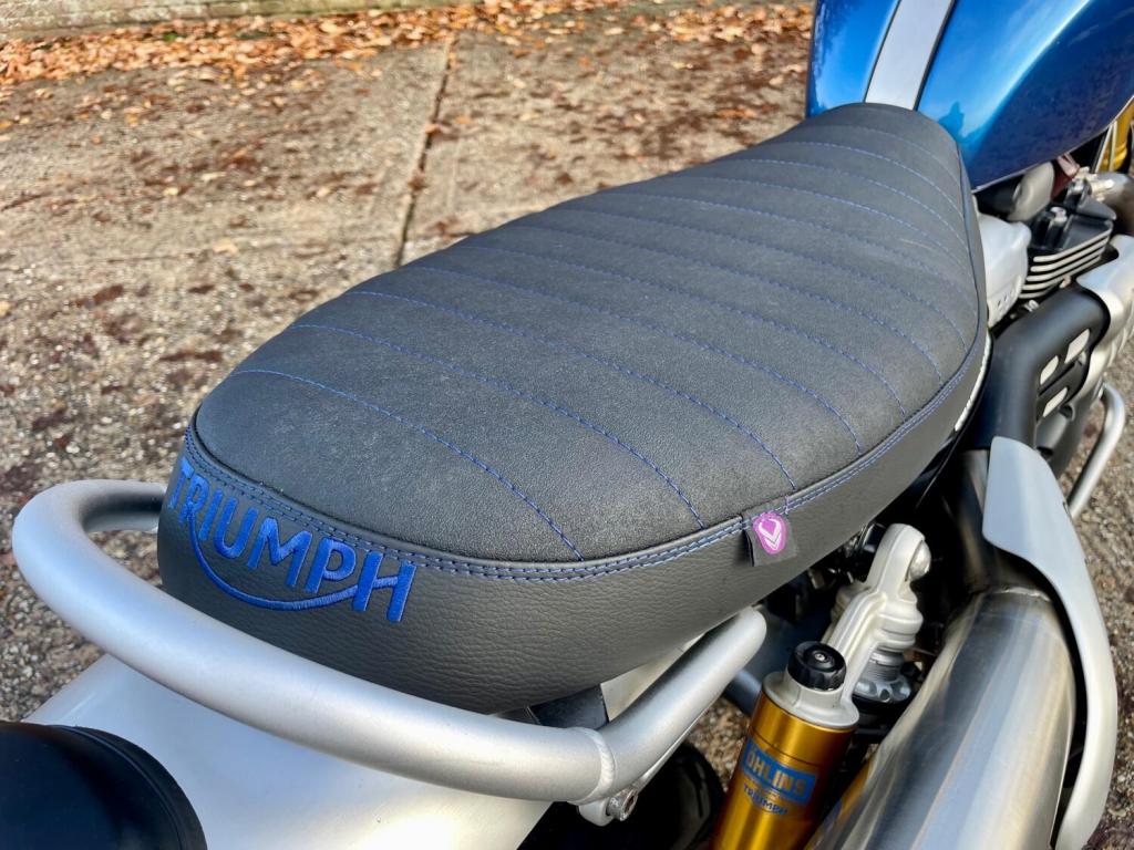 TRIUMPH SCRAMBLER 1200