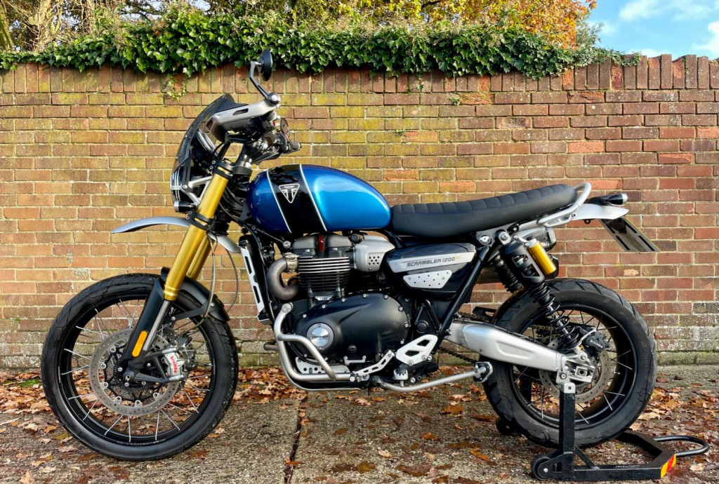 View TRIUMPH SCRAMBLER 1200   