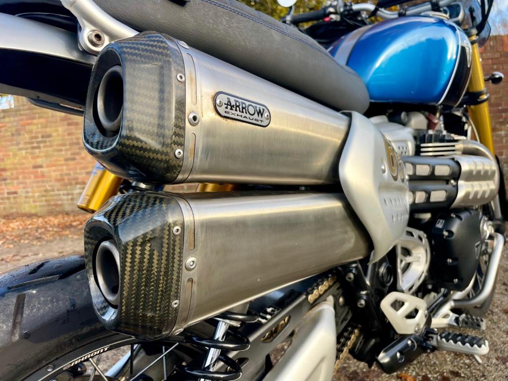 TRIUMPH SCRAMBLER 1200