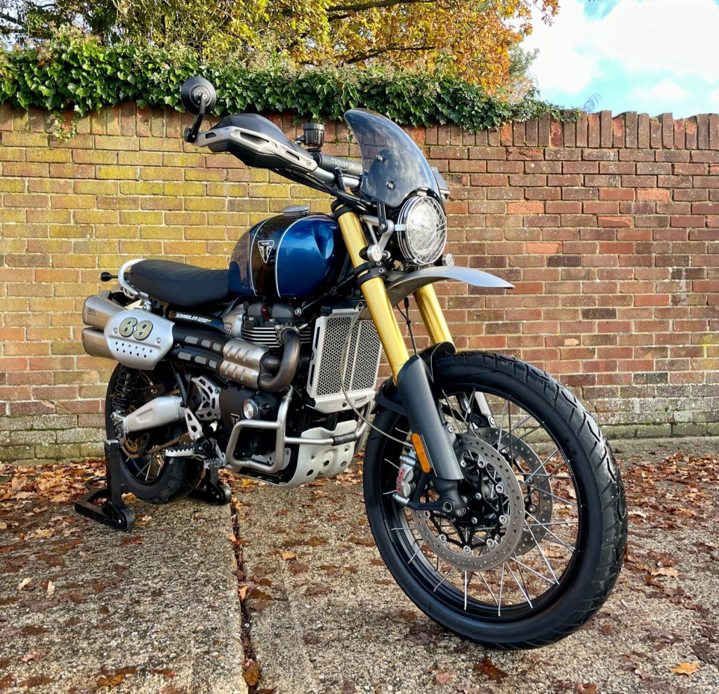 View TRIUMPH SCRAMBLER 1200   