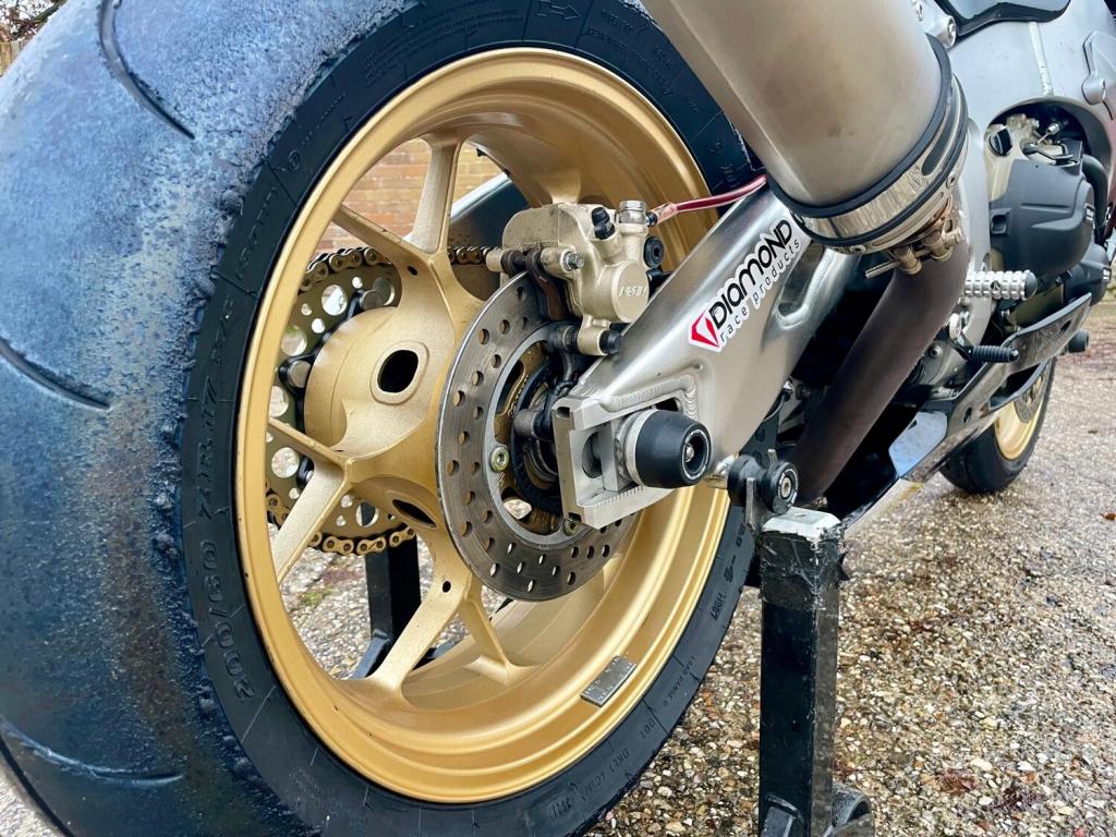 HONDA CBR1000RR Fireblade