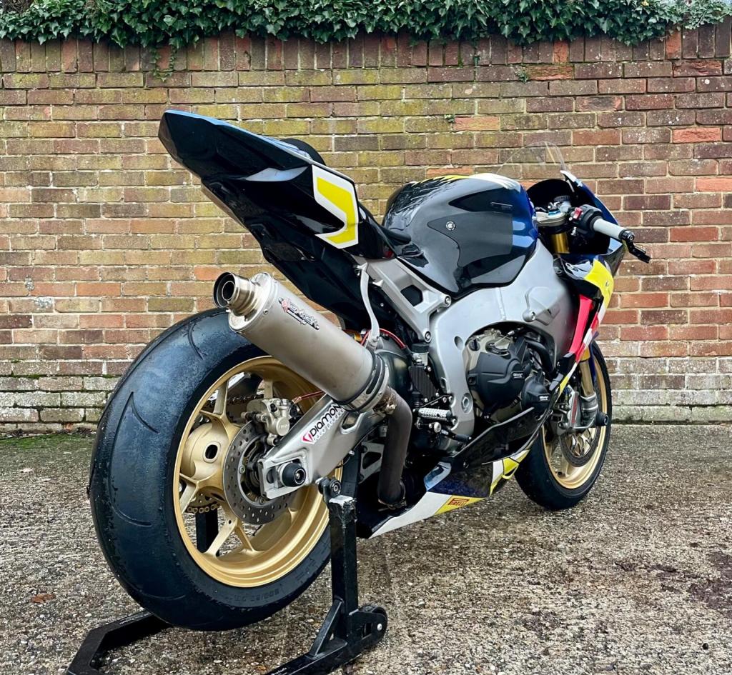 HONDA CBR1000RR Fireblade