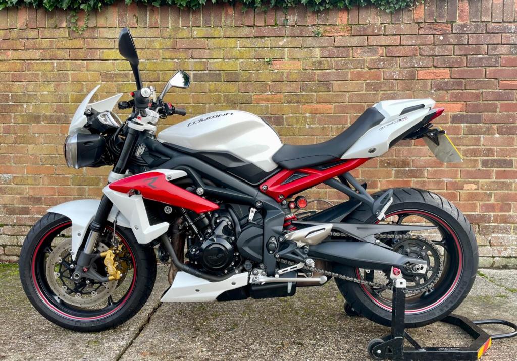 View TRIUMPH STREET TRIPLE 765   