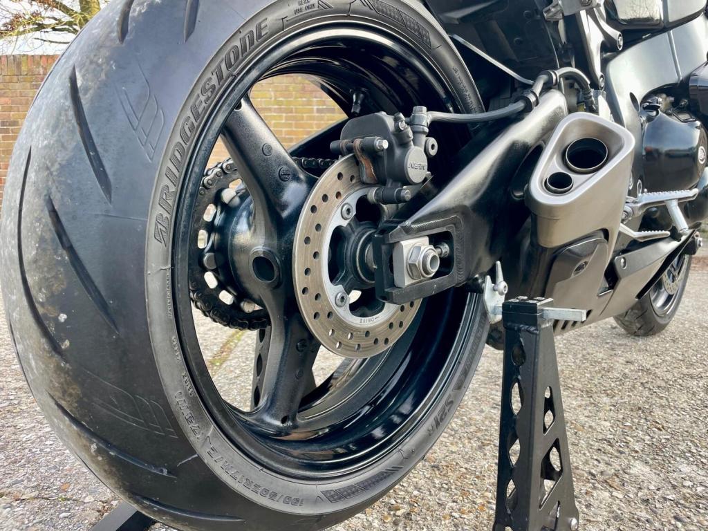 HONDA CBR1000RR Fireblade