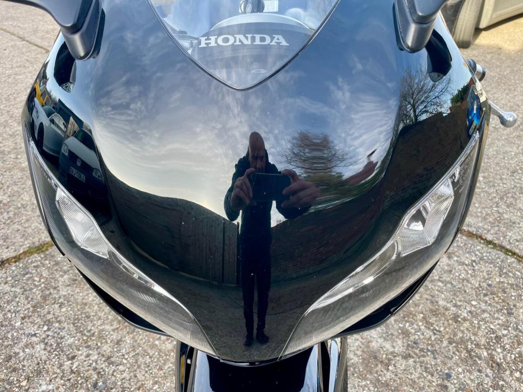 HONDA CBR1000RR Fireblade