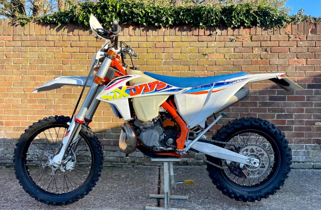 View KTM EXC  SIX DAYS