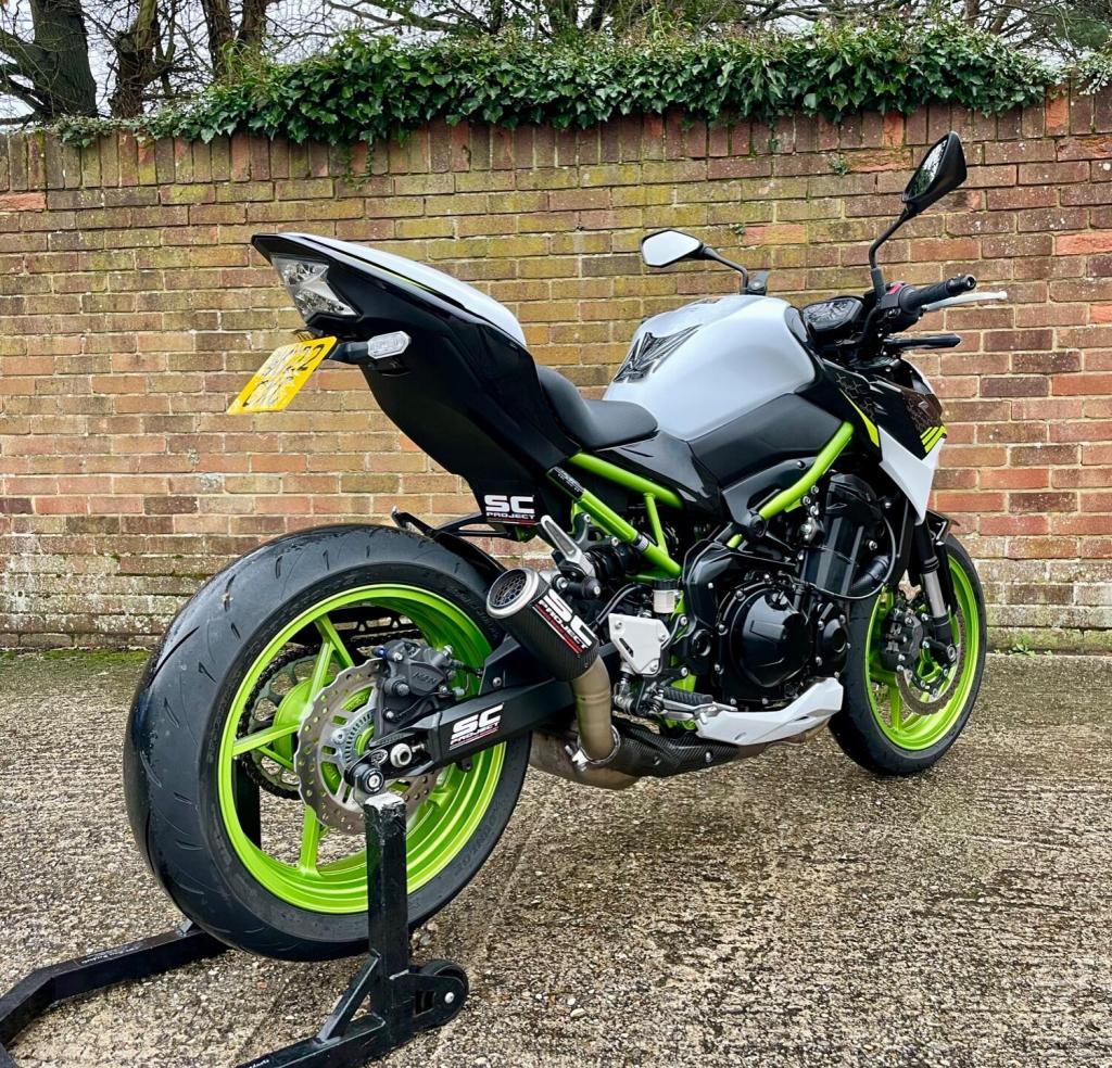 KAWASAKI Z900