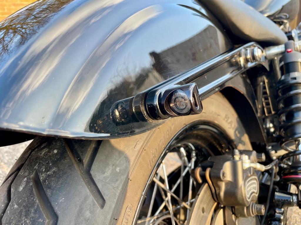 HARLEY-DAVIDSON FXDB