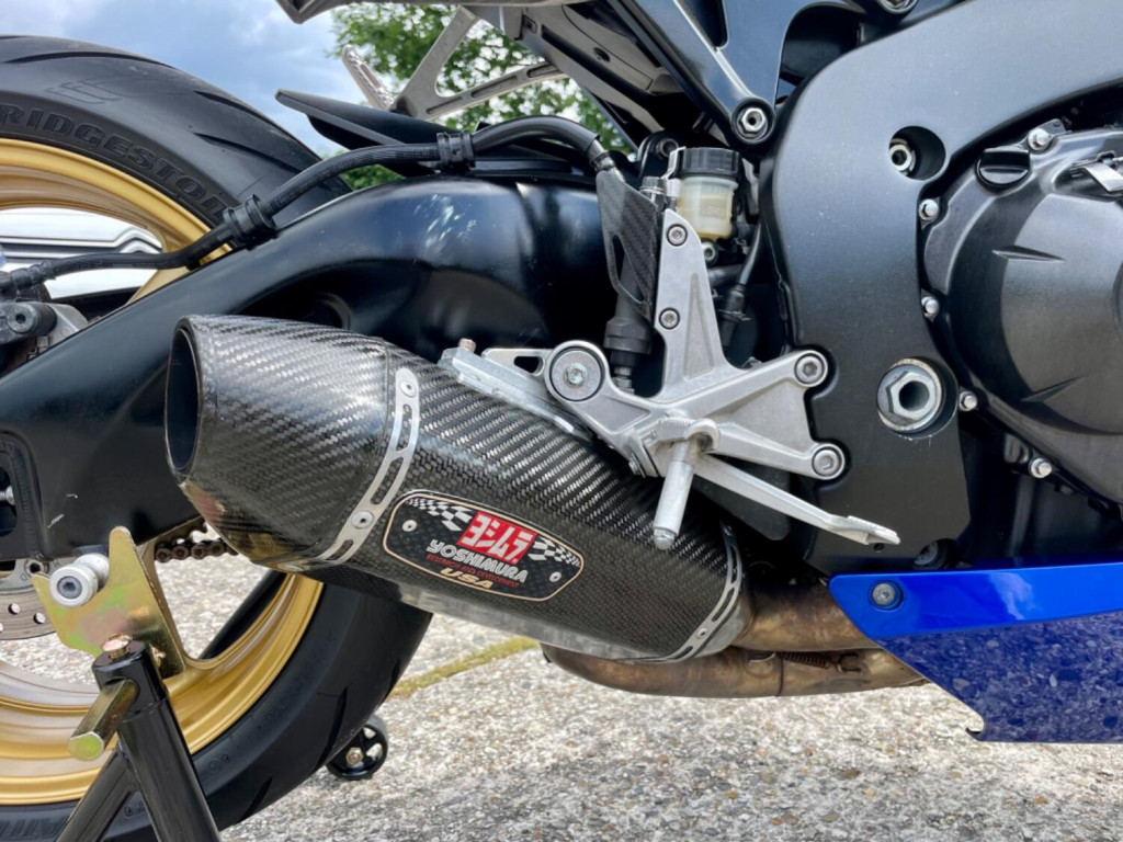 HONDA CBR1000RR Fireblade