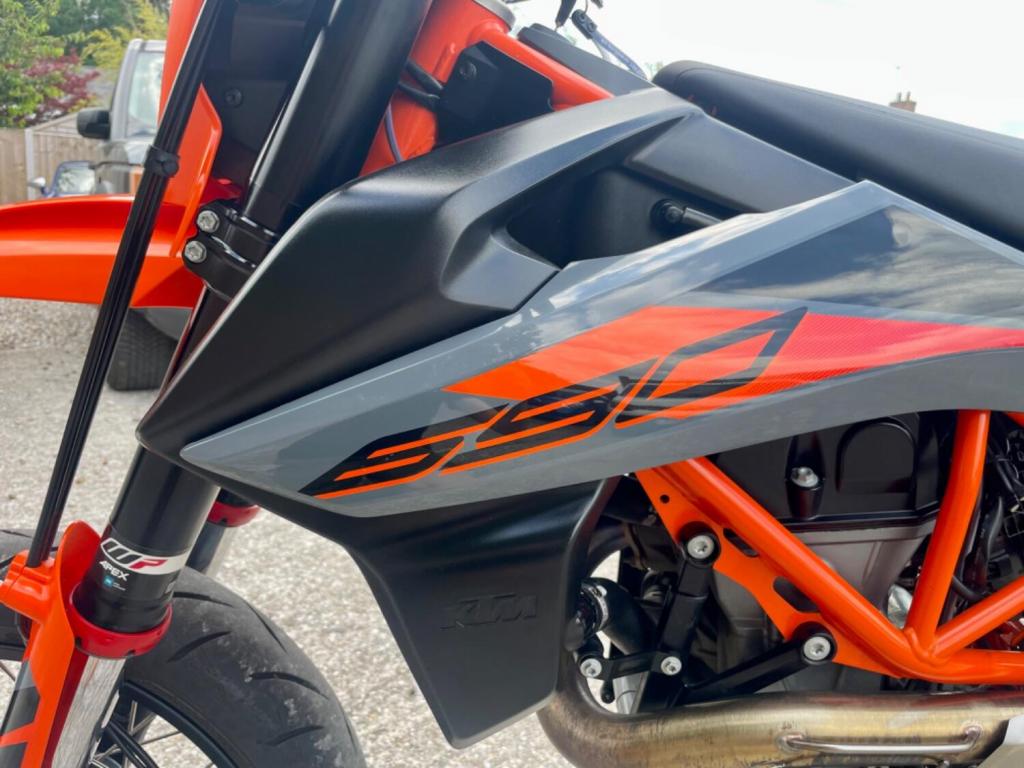 KTM 690 SMC R