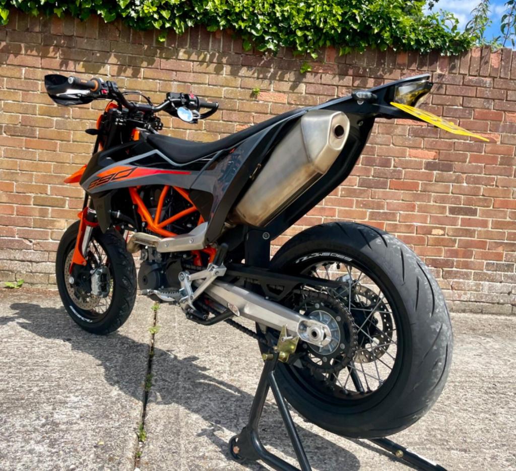 KTM 690 SMC R