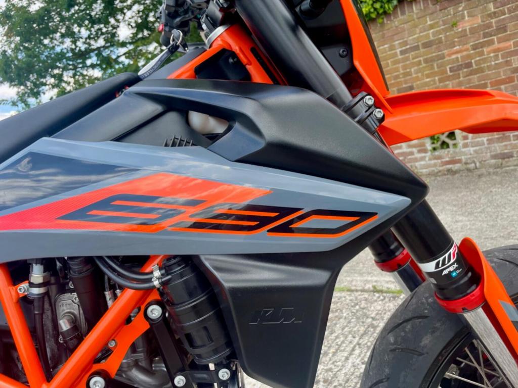 KTM 690 SMC R