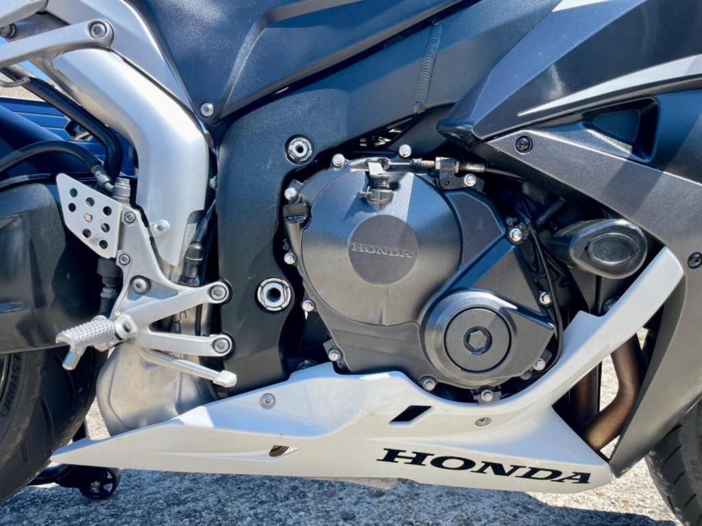 HONDA CBR600RR