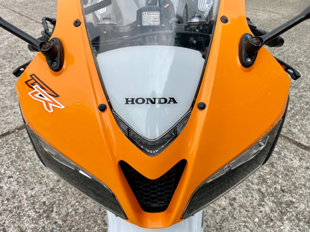 HONDA CBR600F