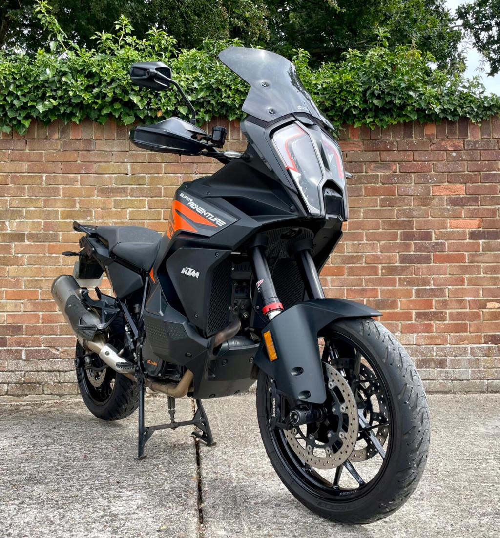 View KTM 1290 SUPER ADVENTURE 1290 SUPER ADVENTURE S