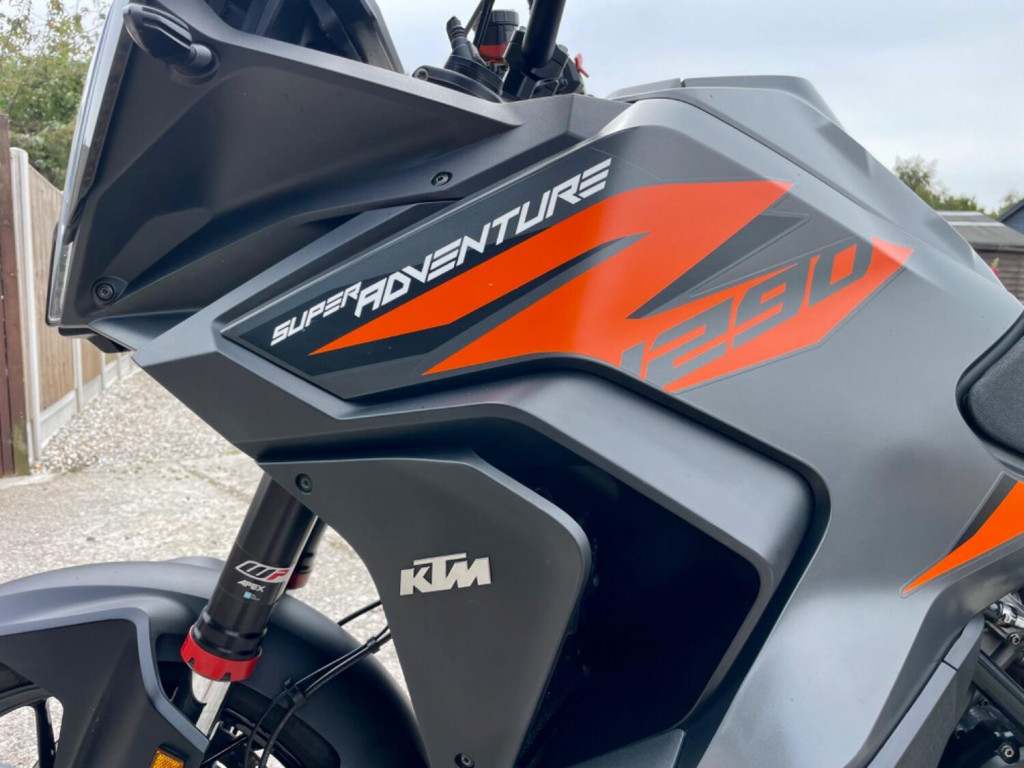 KTM 1290 SUPER ADVENTURE
