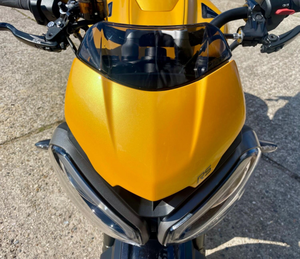 TRIUMPH STREET TRIPLE 765