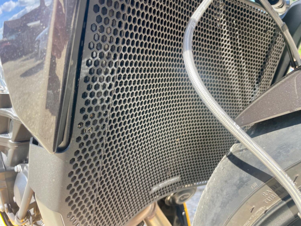 TRIUMPH STREET TRIPLE 765