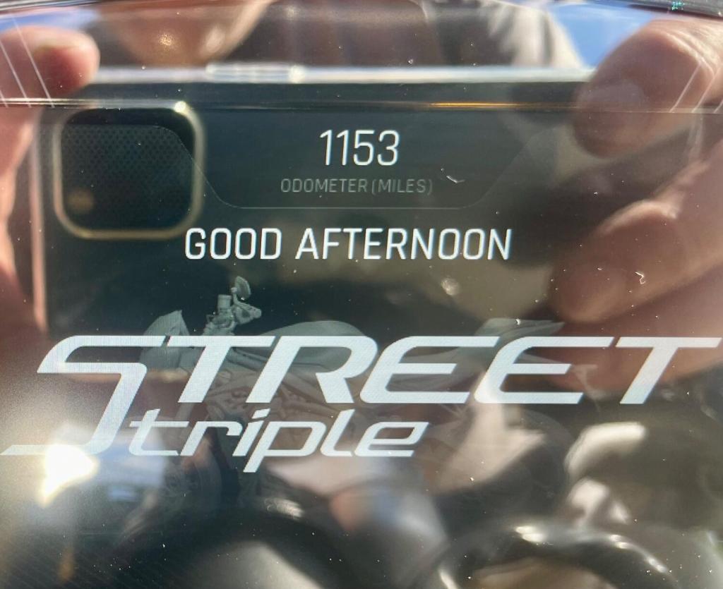 TRIUMPH STREET TRIPLE 765