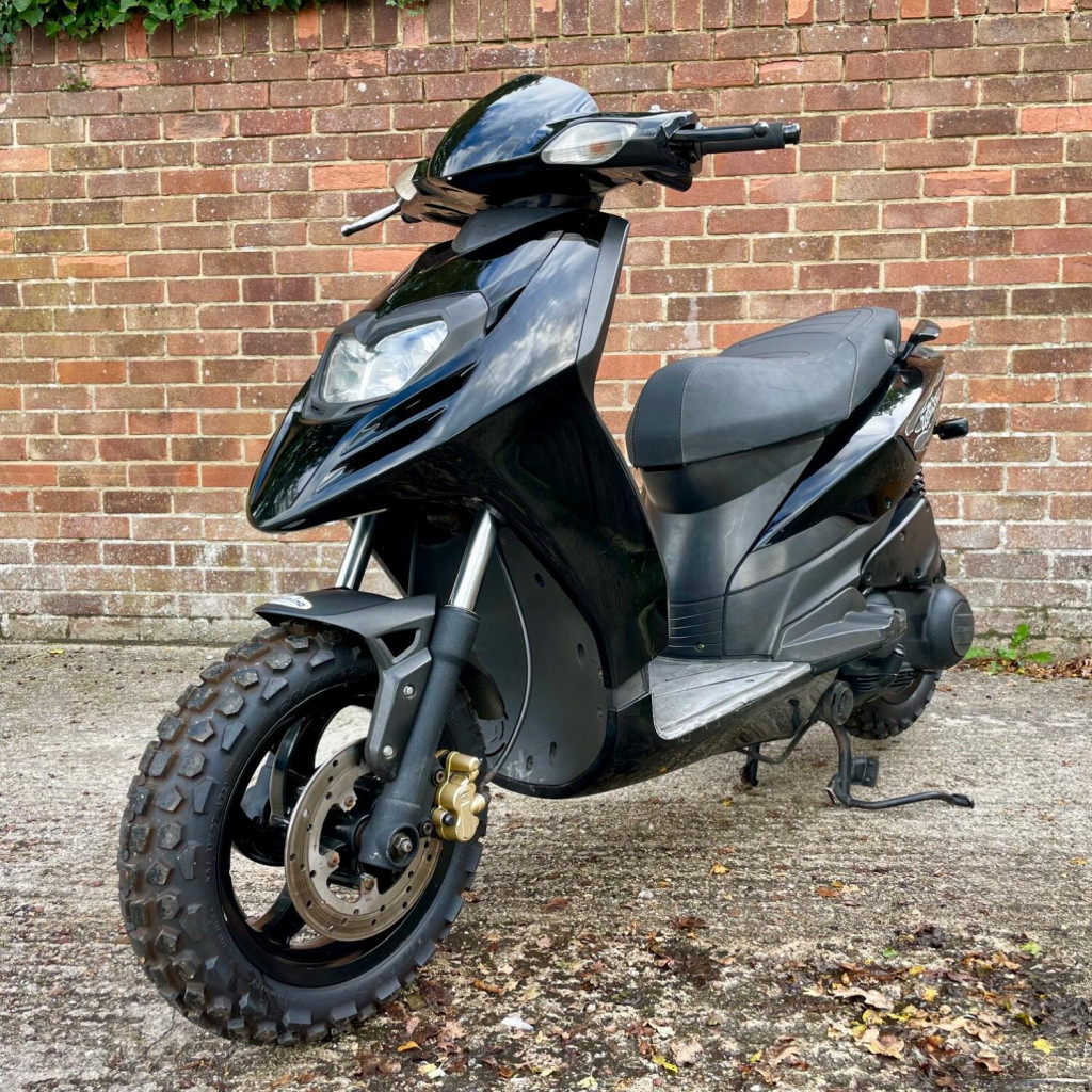 View PIAGGIO Typhoon 125 