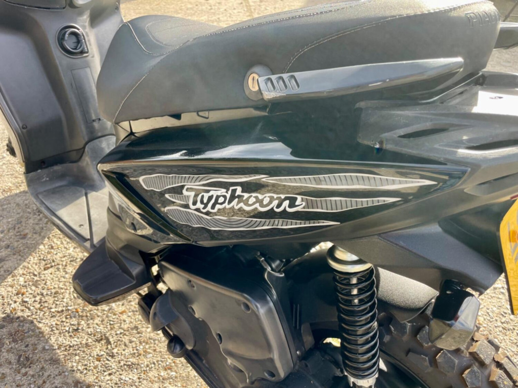 PIAGGIO Typhoon 125