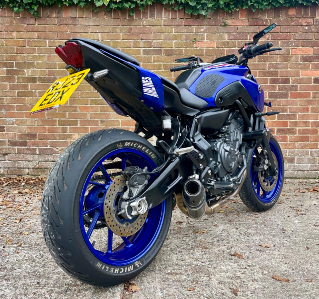 YAMAHA MT-07