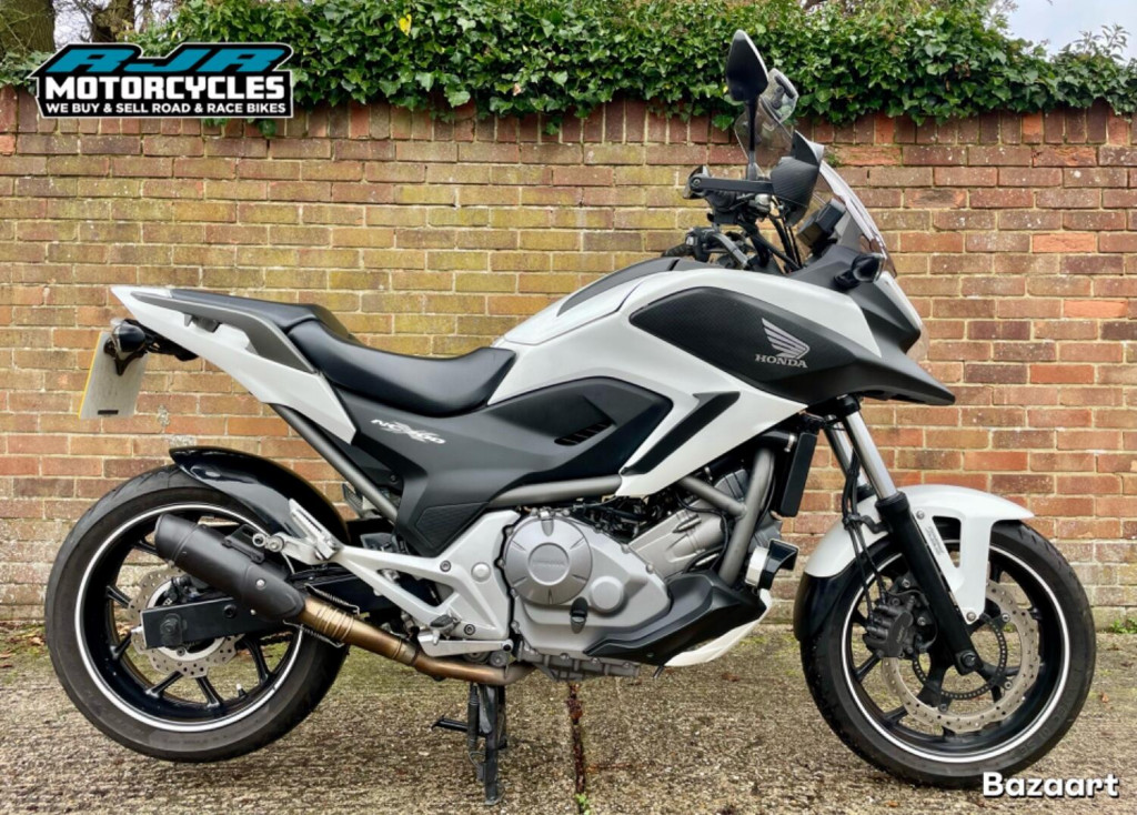 View HONDA NC700 XA-ABS