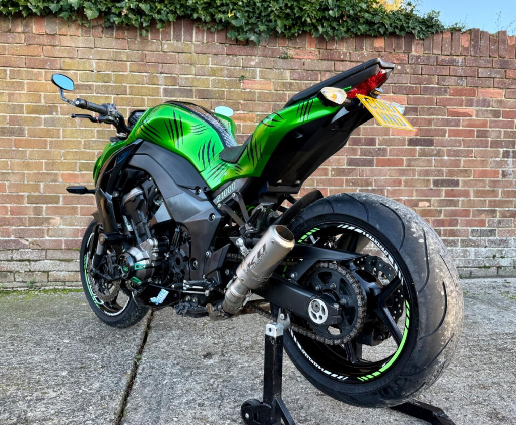 KAWASAKI Z1000