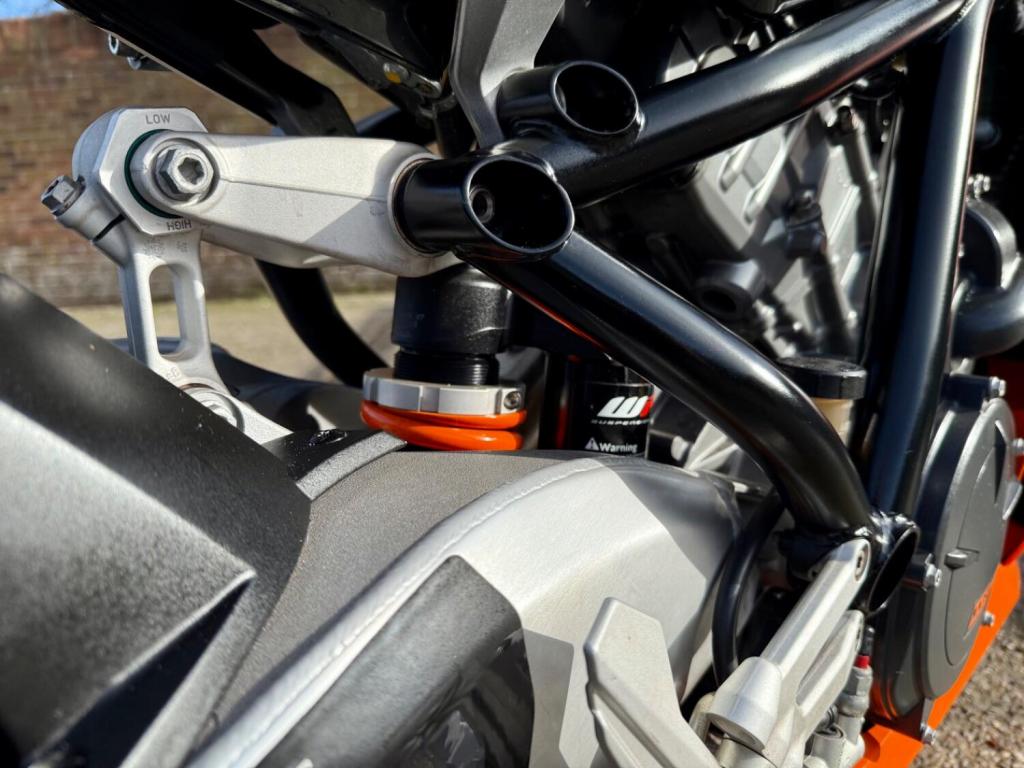 KTM RC8