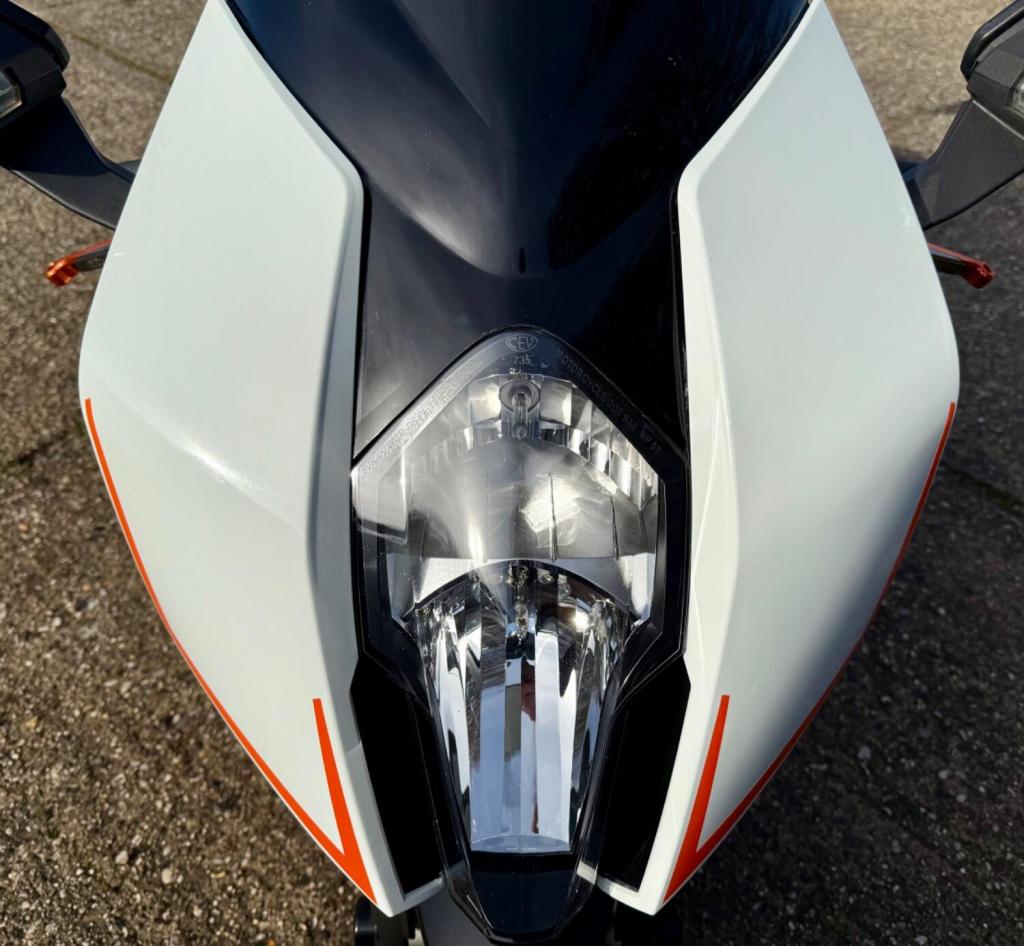 KTM RC8