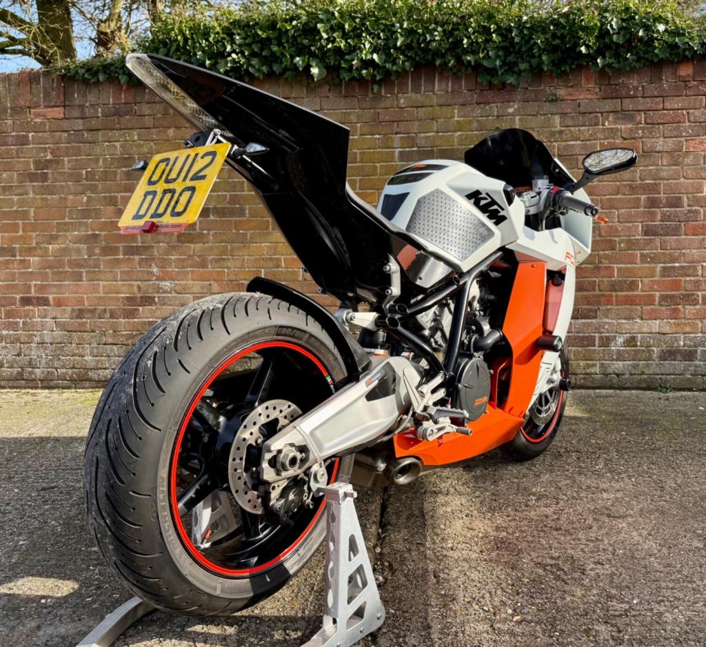 KTM RC8